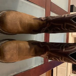 9m Rocky steel toe boots like new